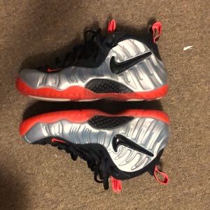 Nike Air Foamposite - Size 8 - 2012 Release